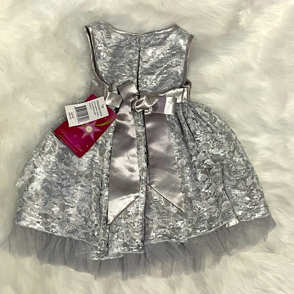 Girls 2T gown dress - Picture 3 of 6